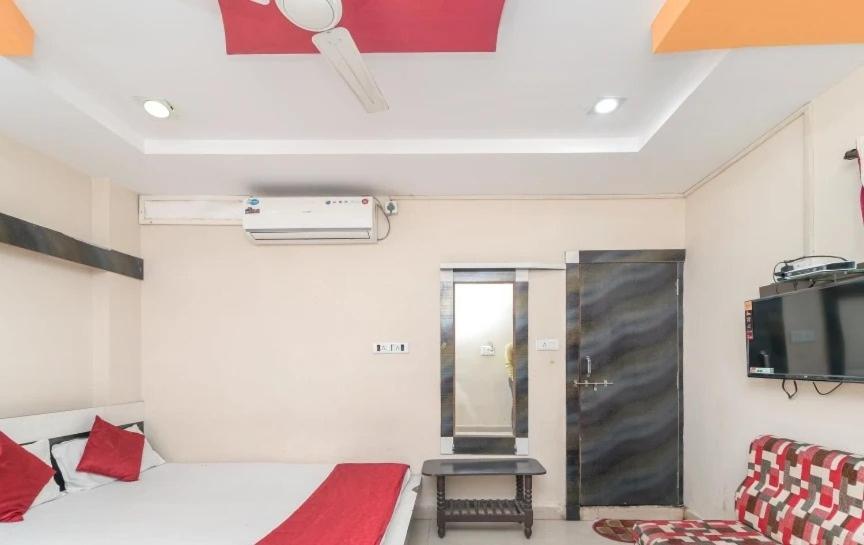 Hotel Rameshwaram Ujjain Extérieur photo